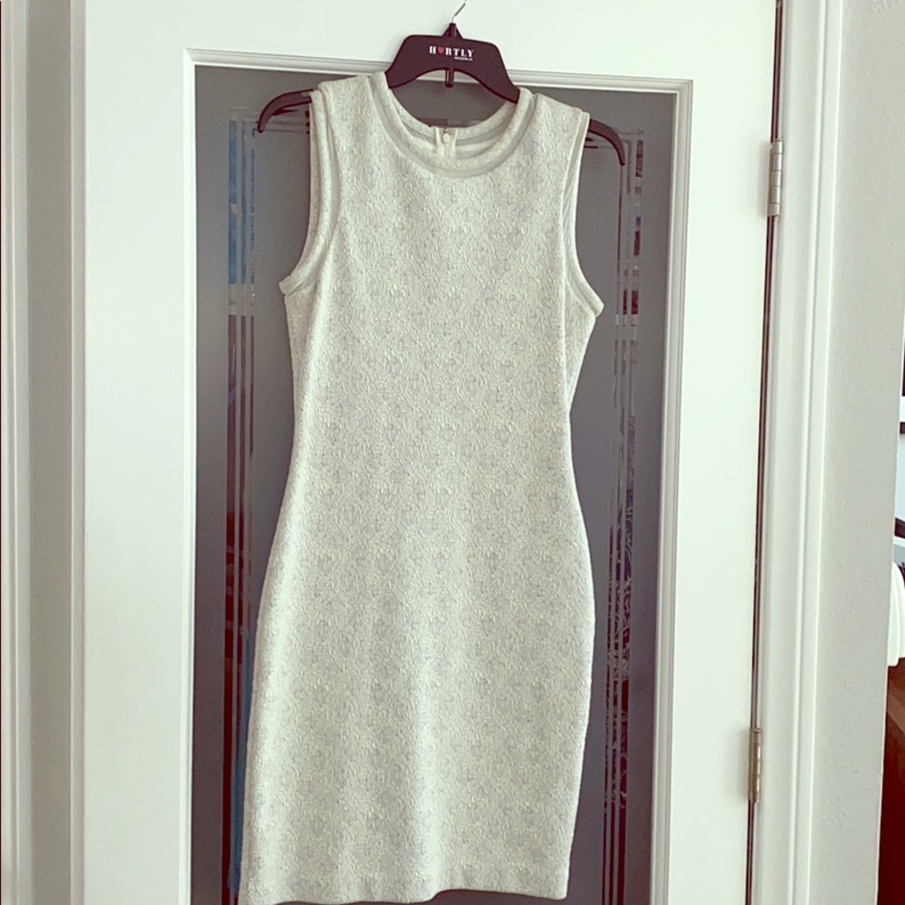 Reiss White/Silver Dress sz 6, in great condition